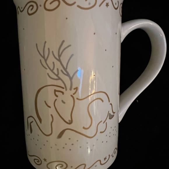 2 - KIC Terri Fosson 10oz Christmas Mug. Gold and Silver Reindeer. - Picture 4 of 9